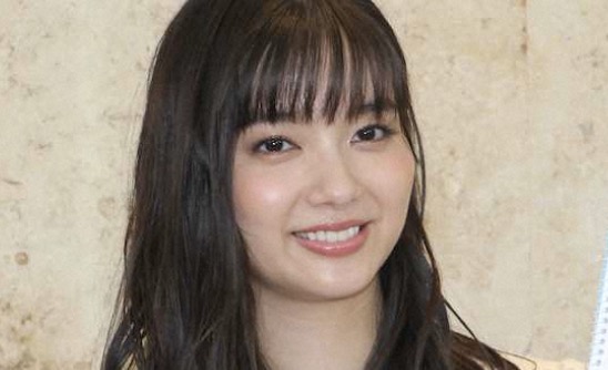 新川優愛