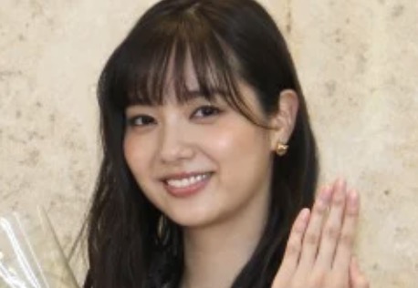 新川優愛